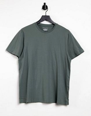 Бежевая oversized-футболка с необработанными краями