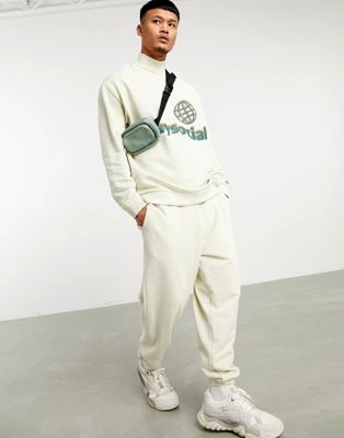 Бежевый спортивный костюм oversized с  Волгоград