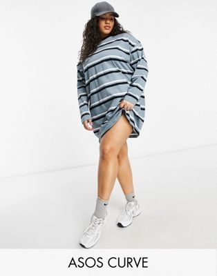 Платье-футболка в стиле oversized с длинными рукавами в пыльно-синюю, черную и белую полоску Curve