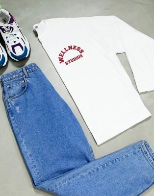 Зеленый oversized-лонгслив из махровой ткани с вышивкой на груди